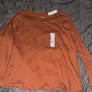 Long sleeve tshirt
